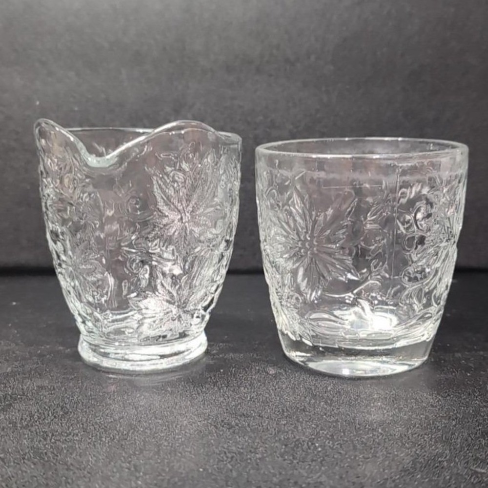 Princess House Fantasia Open Sugar Bowl & Creamer Set #5242, Etched Poinsettias - Picture 4 of 12